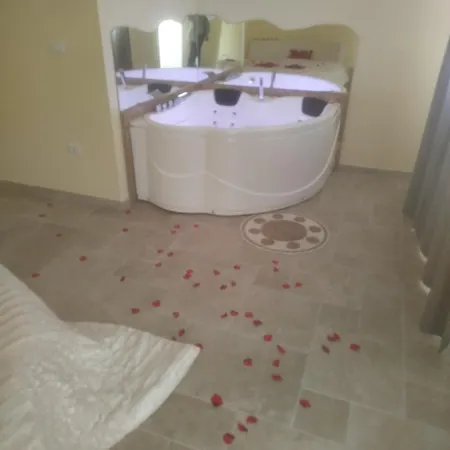 شقة Masseria Monaci سافا